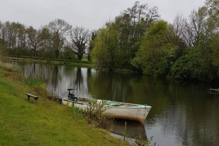 Clay Lane Farm Fishery, Mobberley | Fishery Guide